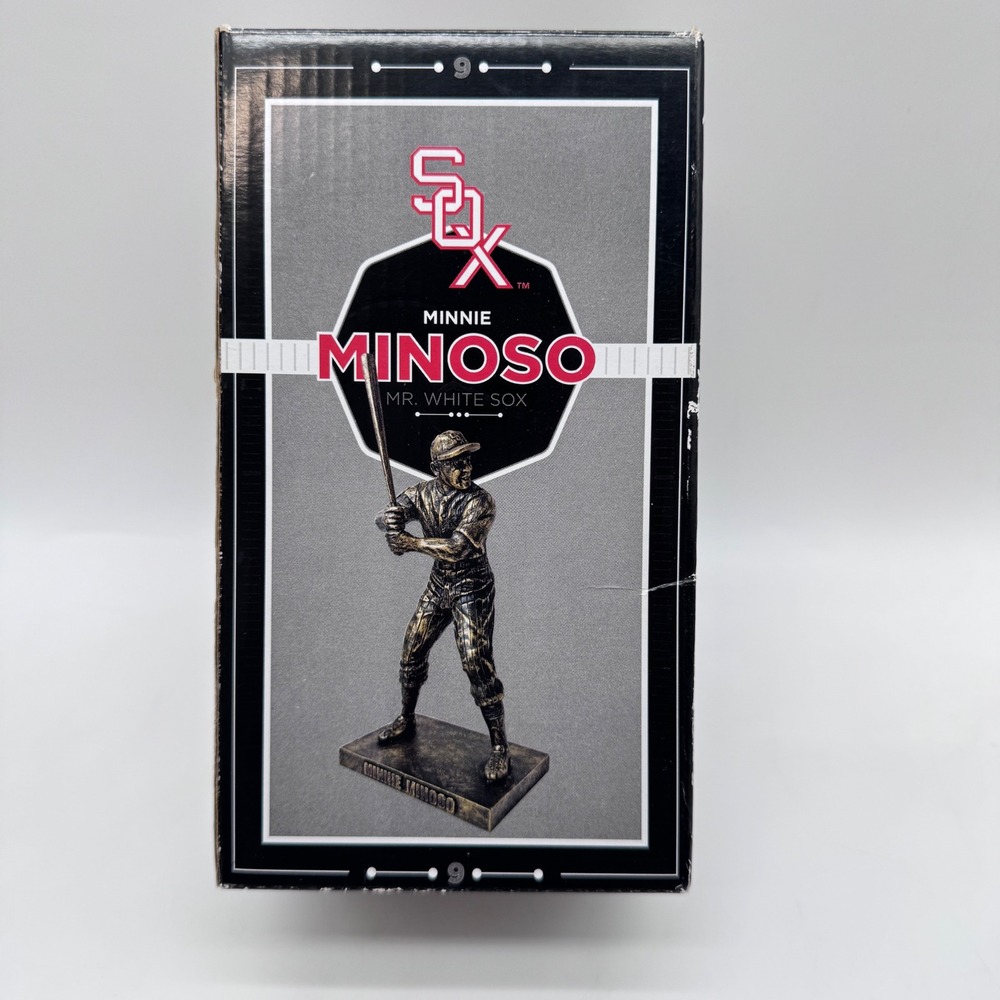 Chicago White Sox Minnie Minoso Statue Bronze Mr. Collectible Figure